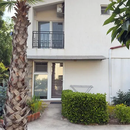 Complex Minerva בית הארחה קוסטינסטי