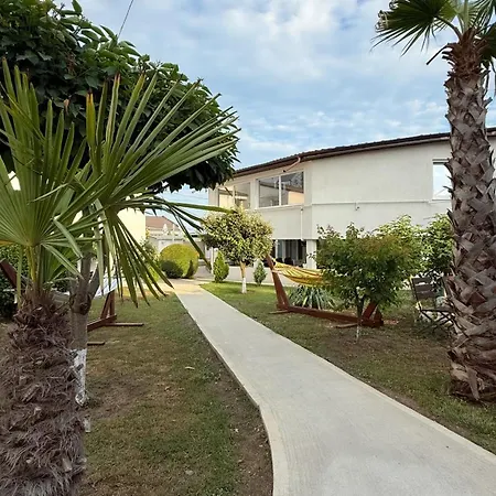 בית הארחה Complex Minerva